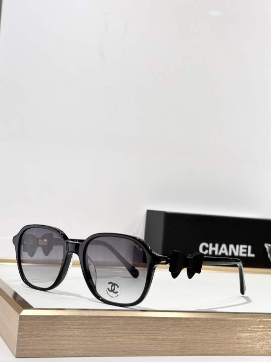 Picture of Chanel Sunglasses _SKUfw77366943fw